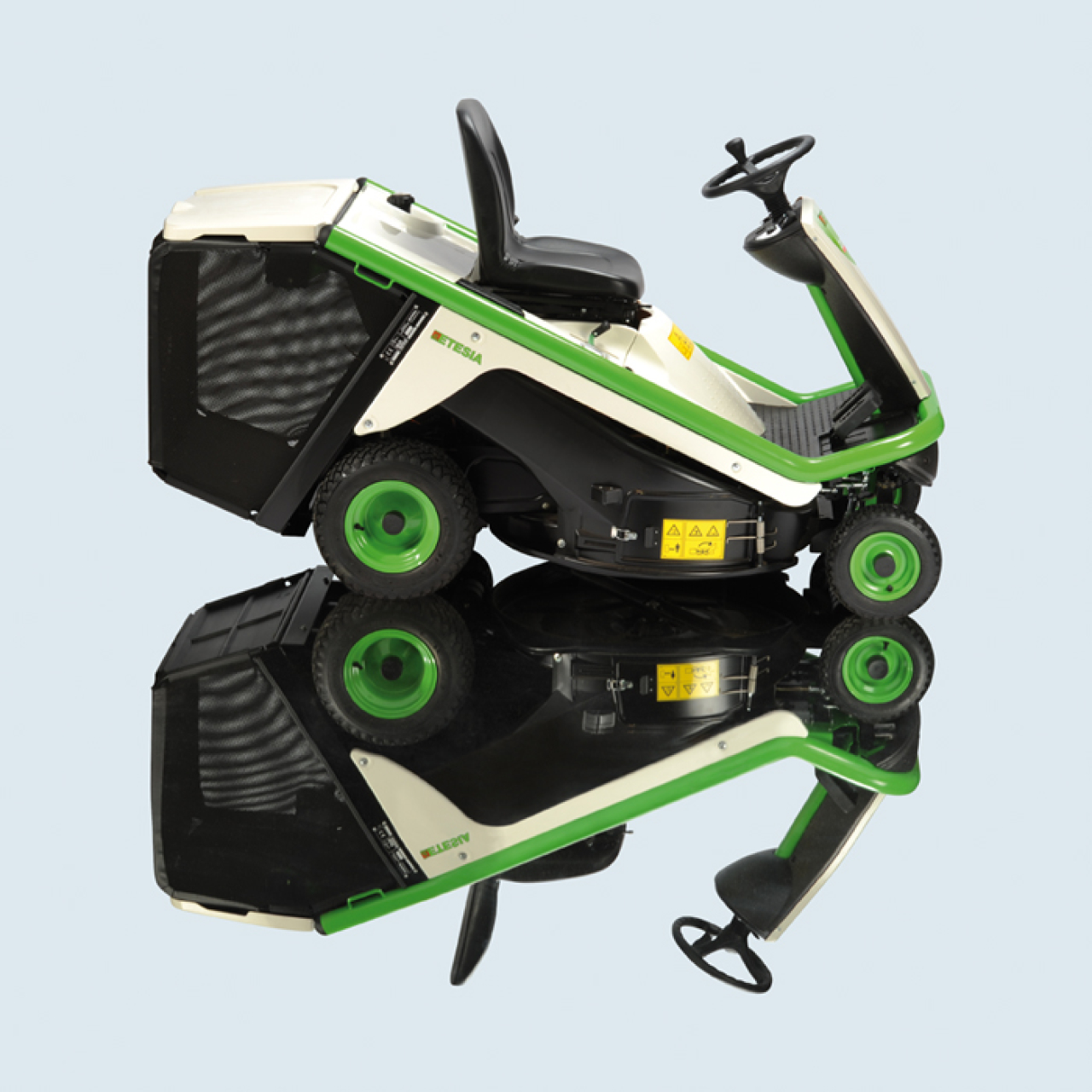 24558-1_Etesia_MBHE2 Rasentraktor Bahia 2 MBHE 2