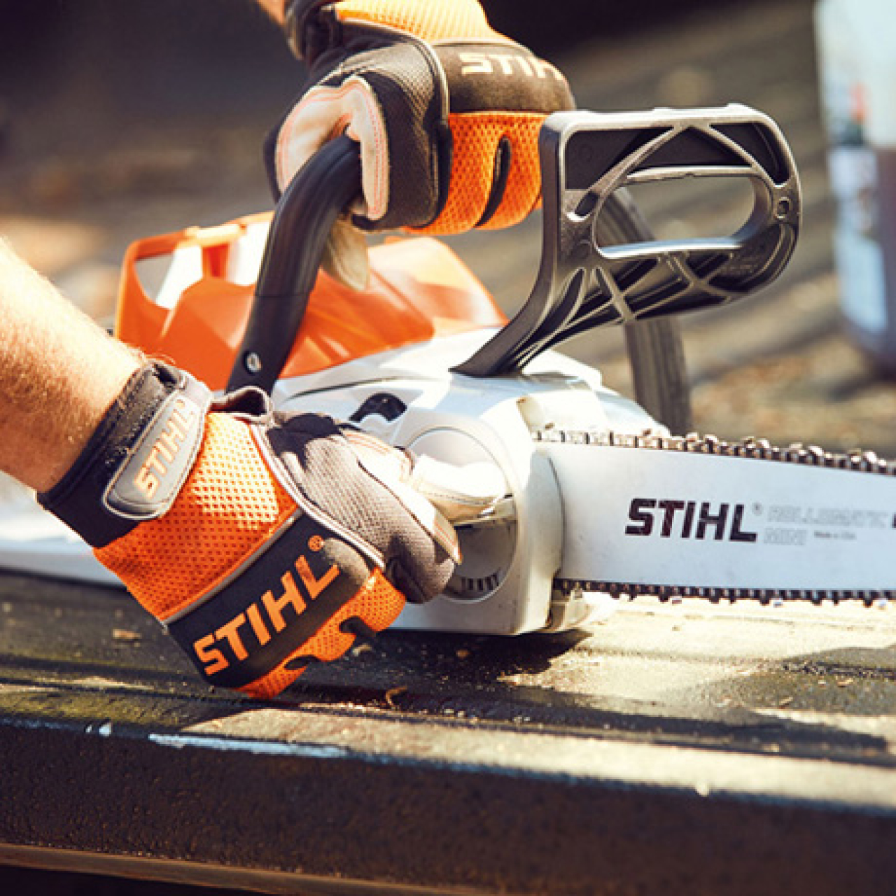 36231-2_Stihl_12540115870 Akku-Motorsäge MSA 120 C-B (12"/30cm) - Grundgerät ohne Akku oder Ladegerät